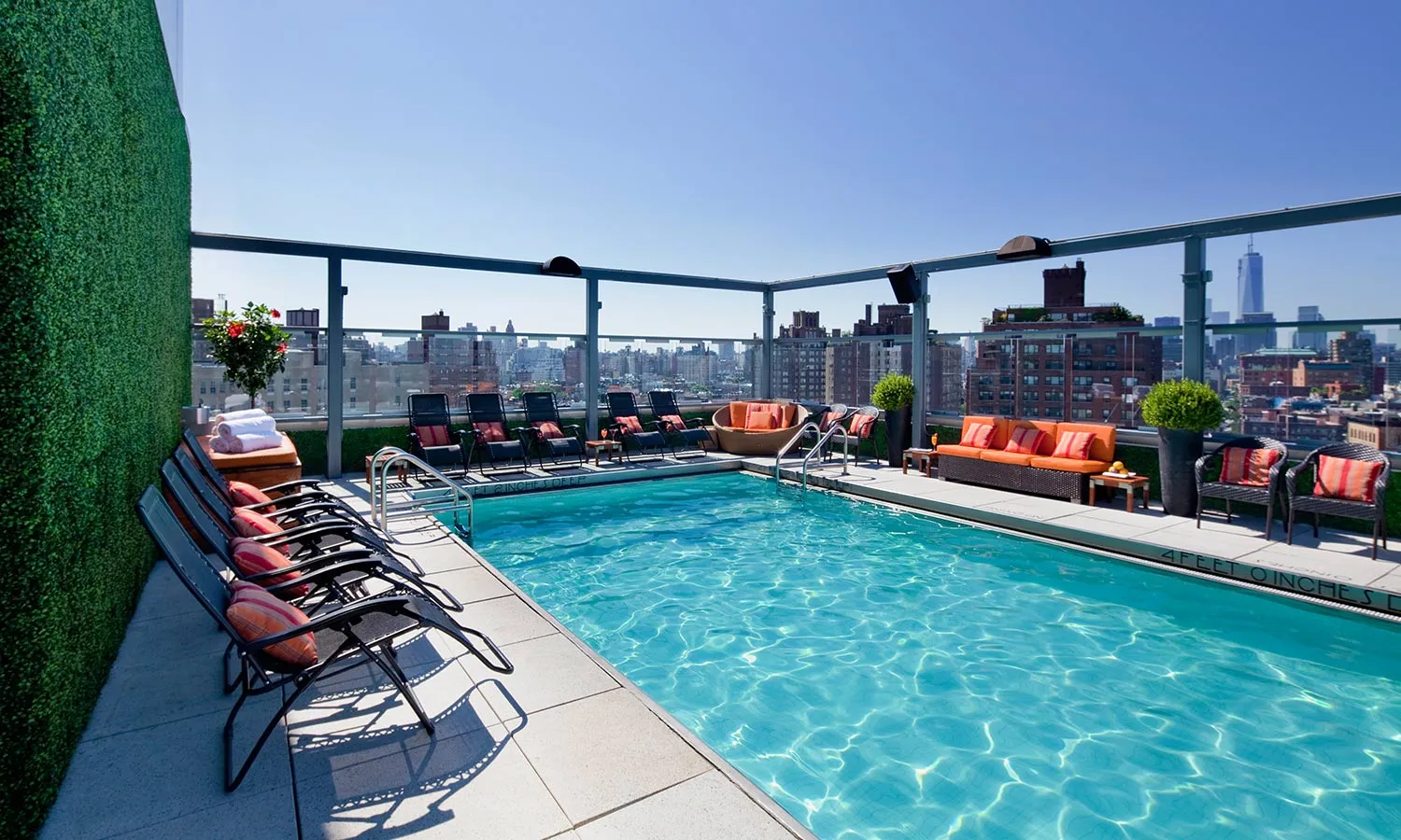 Rooftop Pools: What Homeowners Must Know Before Building